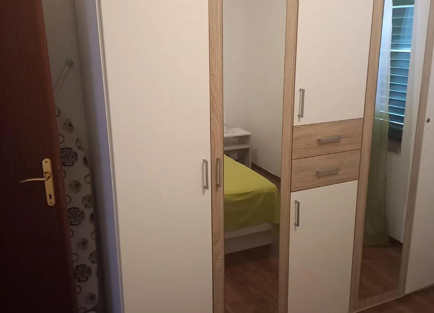 Apartment Escape Dobropoljana
